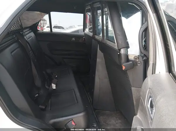 00000000000A37150 2017 FORD EXPLORER - Image 8