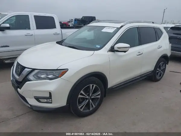005N1AT2MT2HC8844 2017 NISSAN ROGUE - Image 2