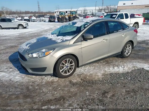 01FADP3F22GL37340 2016 FORD FOCUS - Image 2