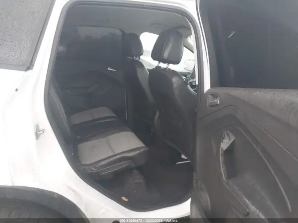 01FMCU0GD0HU77387 2017 FORD ESCAPE - Image 8