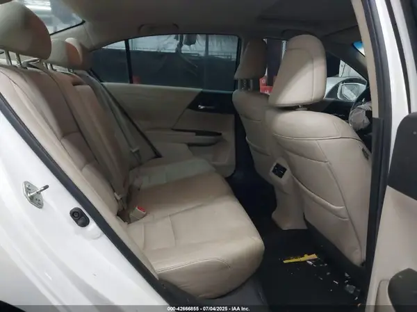 01HGCR3F81GA02833 2016 HONDA ACCORD - Image 8