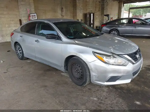 01N4AL3AP5GN32769 2016 NISSAN ALTIMA - Image 1