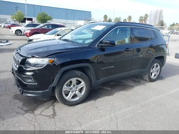 03C4NJDBN1PT53320 2023 JEEP COMPASS - Image 2