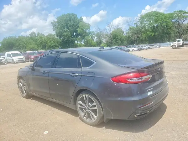 03FA6P0D98KR18305 2019 FORD FUSION - Image 2