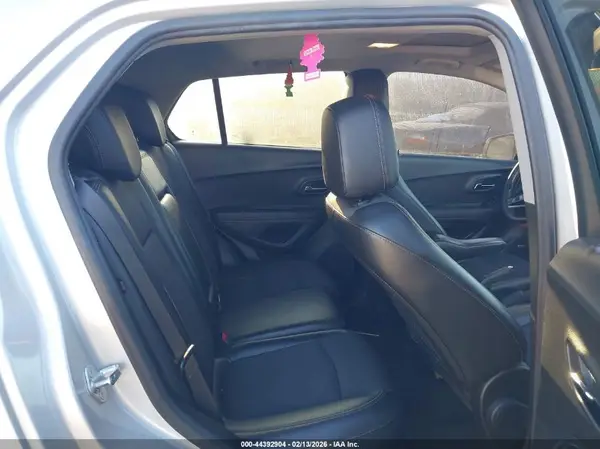 03GNCJSB9KL332047 2019 CHEVROLET TRAX - Image 8