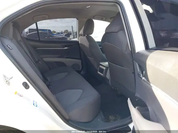 04T1B11HK0KU16015 2019 TOYOTA CAMRY - Image 8