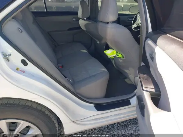 04T1BF1FK4GU16568 2016 TOYOTA CAMRY - Image 8