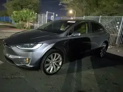 059164 2017 TESLA MODEL X