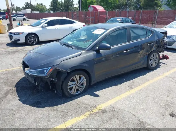 05NPD84LF9LH56040 2020 HYUNDAI ELANTRA - Image 2