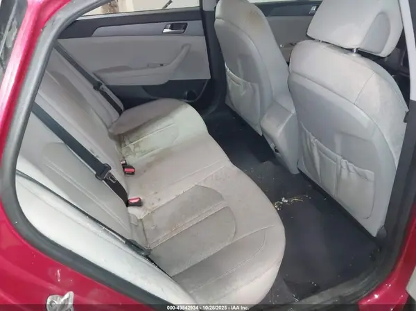 05NPE24AFXHH58921 2017 HYUNDAI SONATA - Image 8