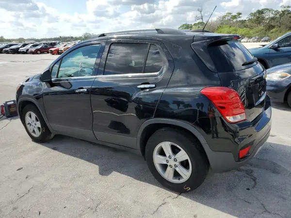 0LDL0T82779944 2020 CHEVROLET TRAX - Image 2