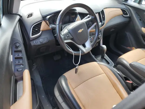0LDL0T82779944 2020 CHEVROLET TRAX - Image 8