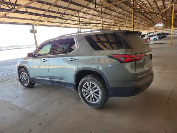 0LDL0TKW5PJ148724 2023 CHEVROLET TRAVERSE - Image 2