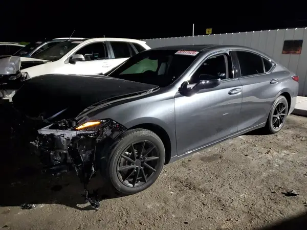 174038 2024 LEXUS ES