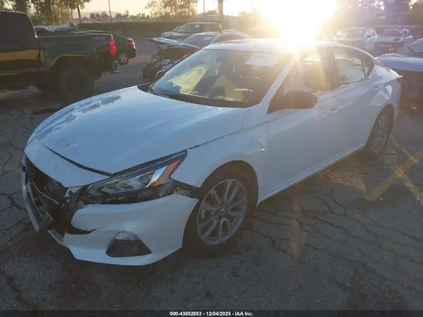 194BL4CV1MN414398 2021 NISSAN ALTIMA - Image 2