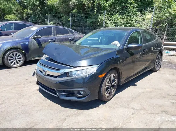 19XFC1E30HE015482 2017 HONDA CIVIC - Image 2