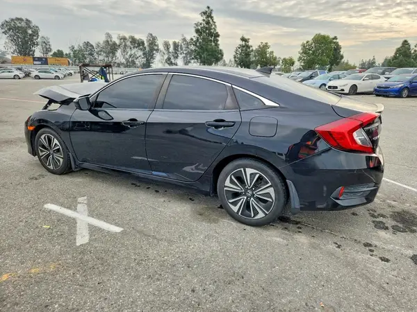 19XFC1E30HE031858 2017 HONDA CIVIC - Image 2