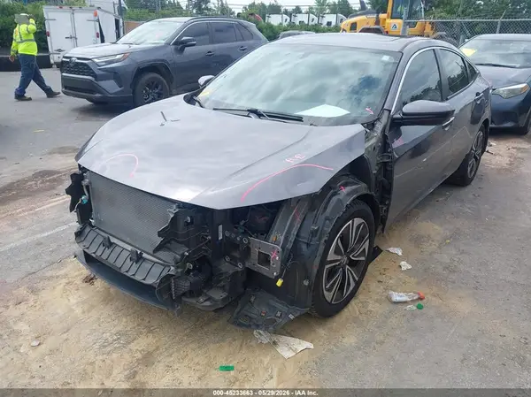 19XFC1E30JE001068 2018 HONDA CIVIC - Image 2
