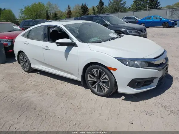 19XFC1E30JE002768 2018 HONDA CIVIC - Image 1