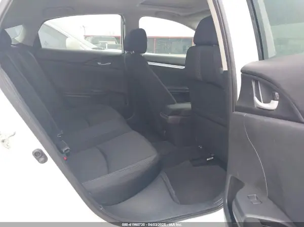 19XFC1E31JE003461 2018 HONDA CIVIC - Image 8