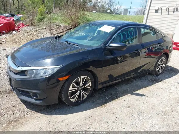 19XFC1E32HE011689 2017 HONDA CIVIC - Image 2