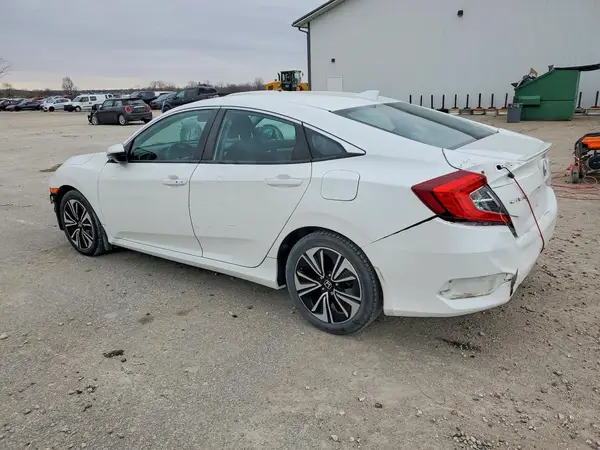 19XFC1E32HE031845 2017 HONDA CIVIC - Image 2