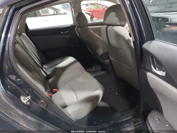 19XFC1E33HE013421 2017 HONDA CIVIC - Image 8