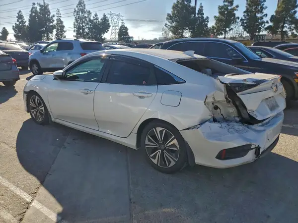 19XFC1E33JE001081 2018 HONDA CIVIC - Image 2