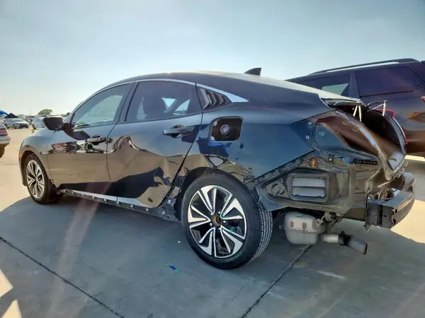 19XFC1E36JE002791 2018 HONDA CIVIC - Image 2