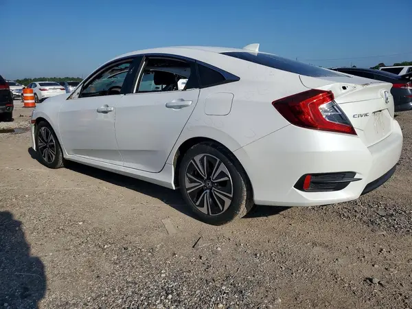 19XFC1E36JE003679 2018 HONDA CIVIC - Image 2