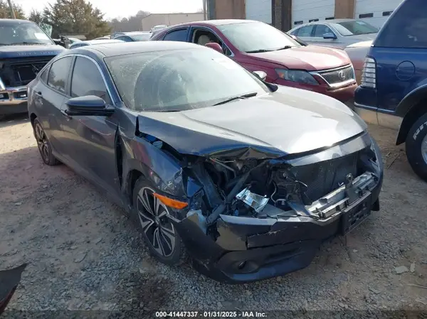 19XFC1E39JE003725 2018 HONDA CIVIC - Image 1
