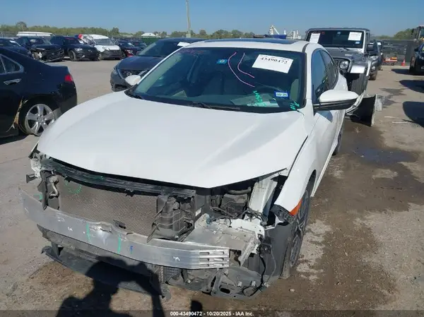 19XFC1F30GE000039 2016 HONDA CIVIC - Image 2