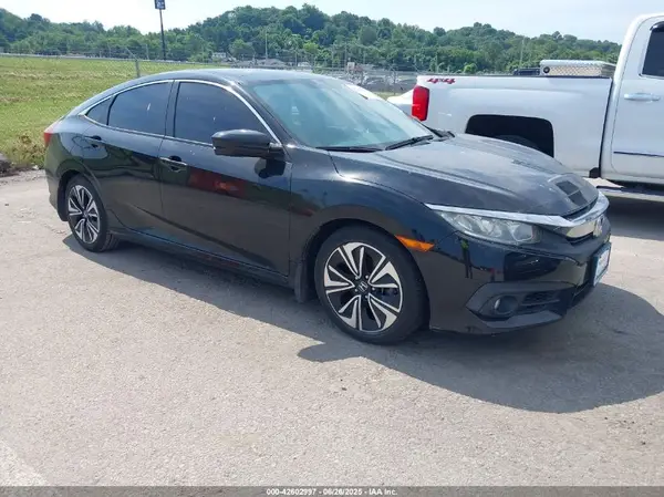 19XFC1F30GE000610 2016 HONDA CIVIC - Image 1