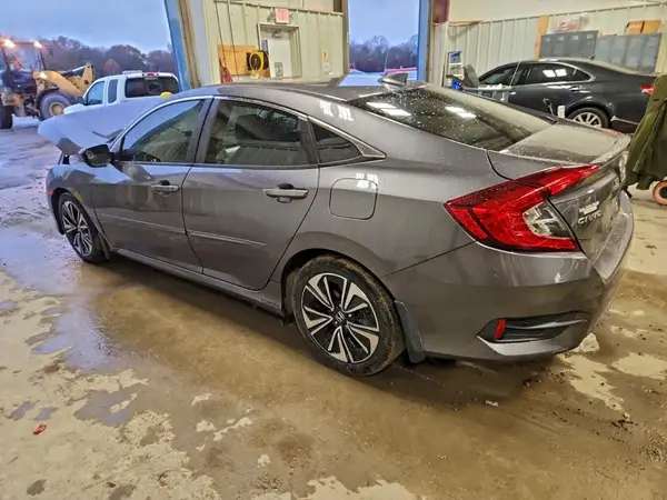 19XFC1F30GE009498 2016 HONDA CIVIC - Image 2