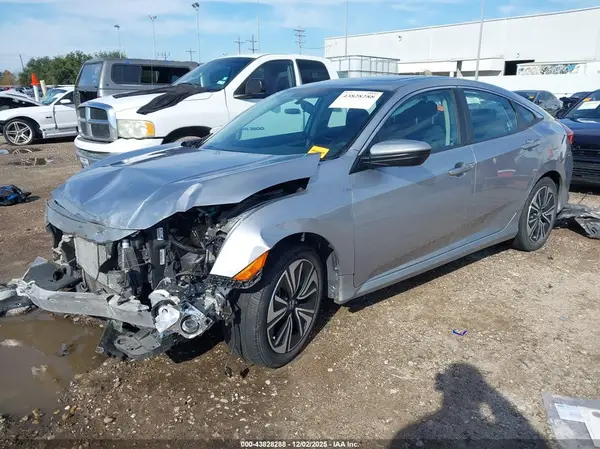 19XFC1F30GE019514 2016 HONDA CIVIC - Image 2