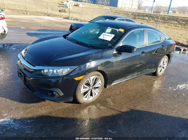 19XFC1F30GE028990 2016 HONDA CIVIC - Image 2