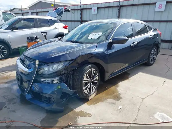 19XFC1F30GE033185 2016 HONDA CIVIC - Image 2