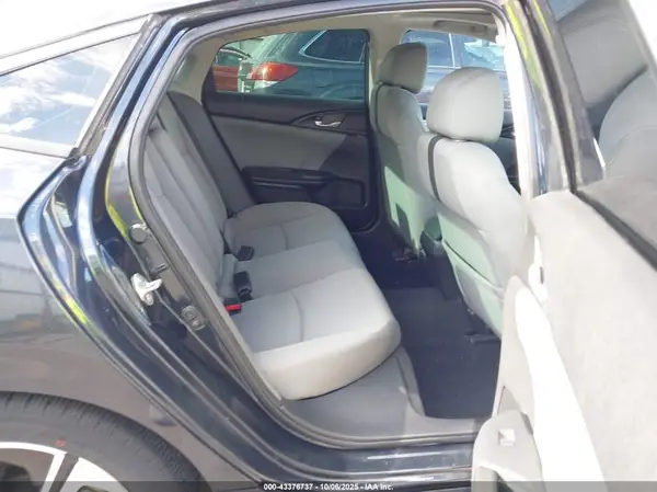19XFC1F30GE033185 2016 HONDA CIVIC - Image 8