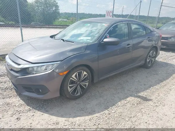 19XFC1F30GE044512 2016 HONDA CIVIC - Image 2
