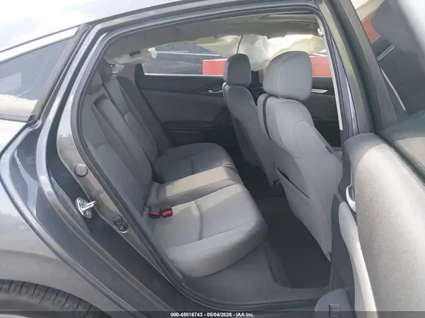 19XFC1F30GE212438 2016 HONDA CIVIC - Image 8