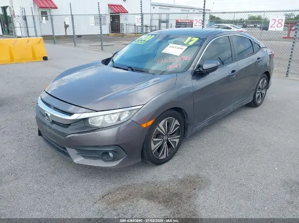 19XFC1F30HE004707 2017 HONDA CIVIC - Image 2