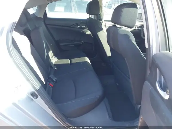 19XFC1F30HE005016 2017 HONDA CIVIC - Image 8