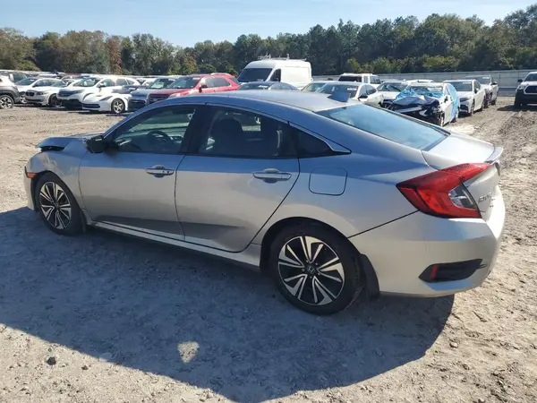 19XFC1F30HE014587 2017 HONDA CIVIC - Image 2