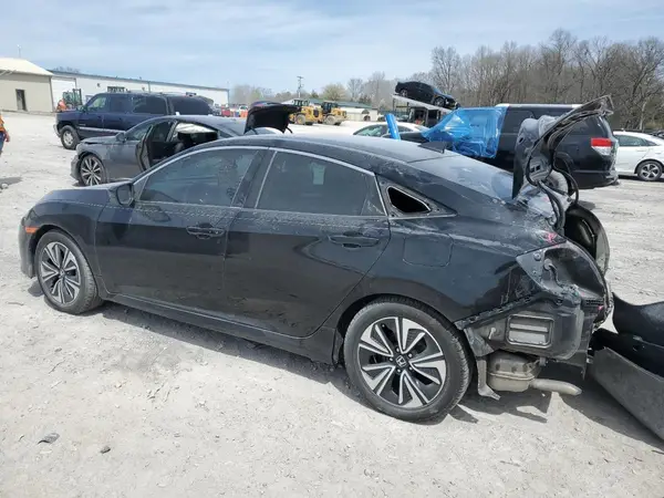 19XFC1F30HE021586 2017 HONDA CIVIC - Image 2