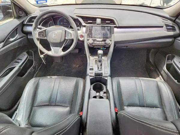 19XFC1F30HE024164 2017 HONDA CIVIC - Image 8