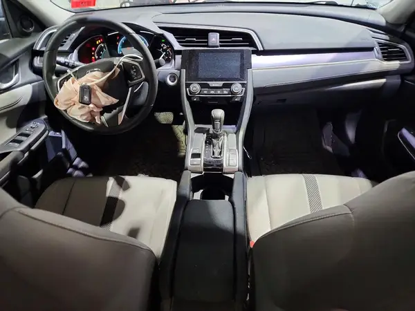 19XFC1F30HE204731 2017 HONDA CIVIC - Image 8