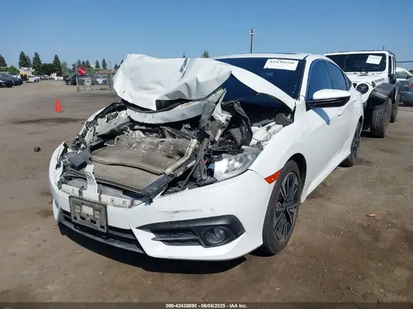 19XFC1F30HE205684 2017 HONDA CIVIC - Image 2