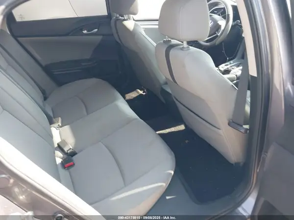 19XFC1F30HE210738 2017 HONDA CIVIC - Image 8