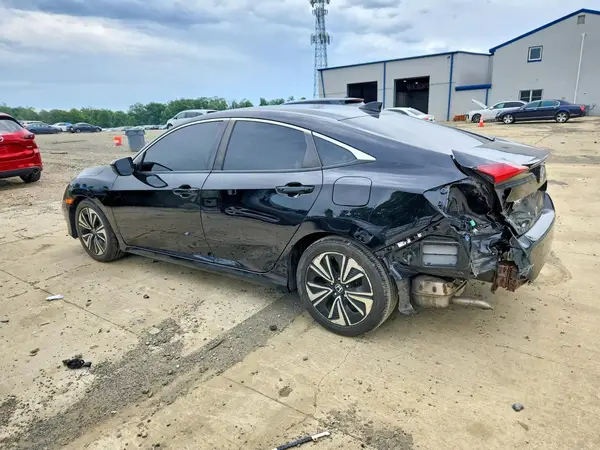 19XFC1F30HE213168 2017 HONDA CIVIC - Image 2