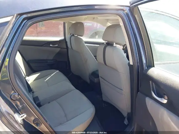 19XFC1F30JE000758 2018 HONDA CIVIC - Image 8